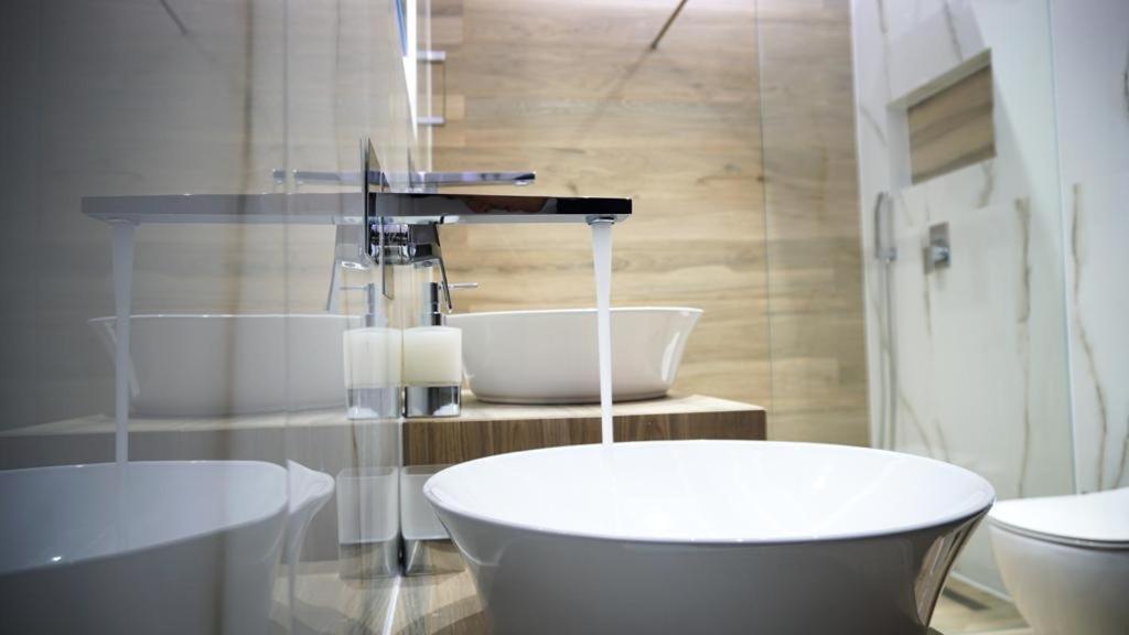 P & K Design Ltd Flats By Rentals Pro Services - Неа-Муданья Экстерьер фото