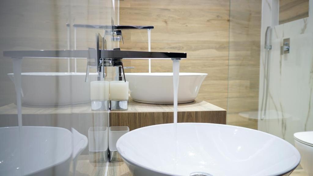 P & K Design Ltd Flats By Rentals Pro Services - Неа-Муданья Экстерьер фото