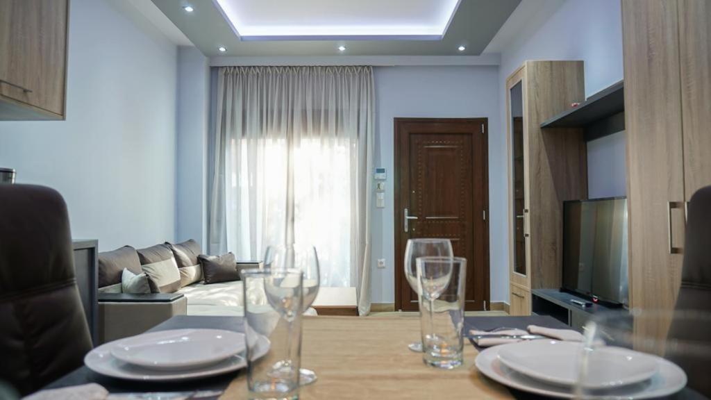 P & K Design Ltd Flats By Rentals Pro Services - Неа-Муданья Экстерьер фото