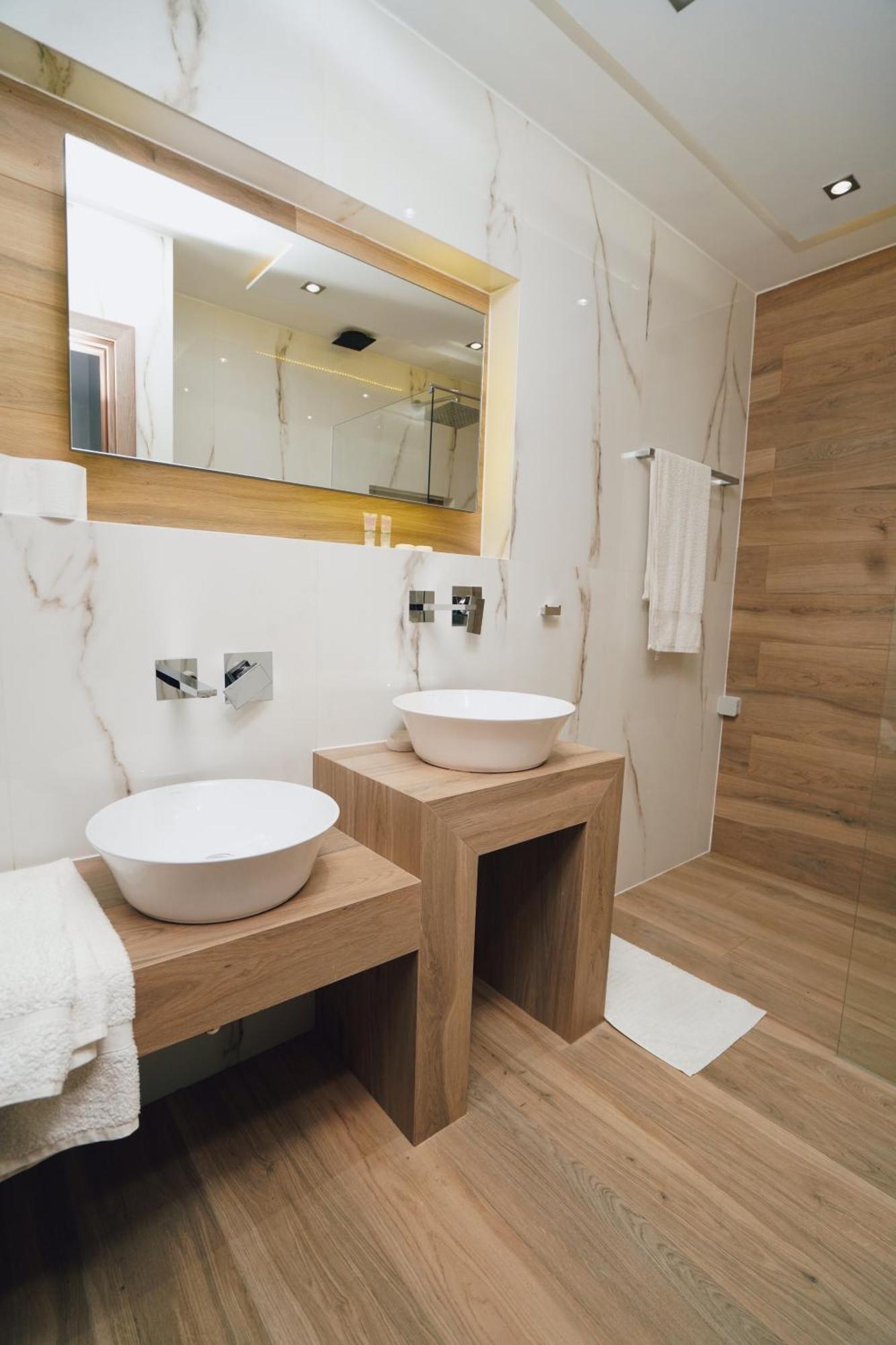 P & K Design Ltd Flats By Rentals Pro Services - Неа-Муданья Экстерьер фото